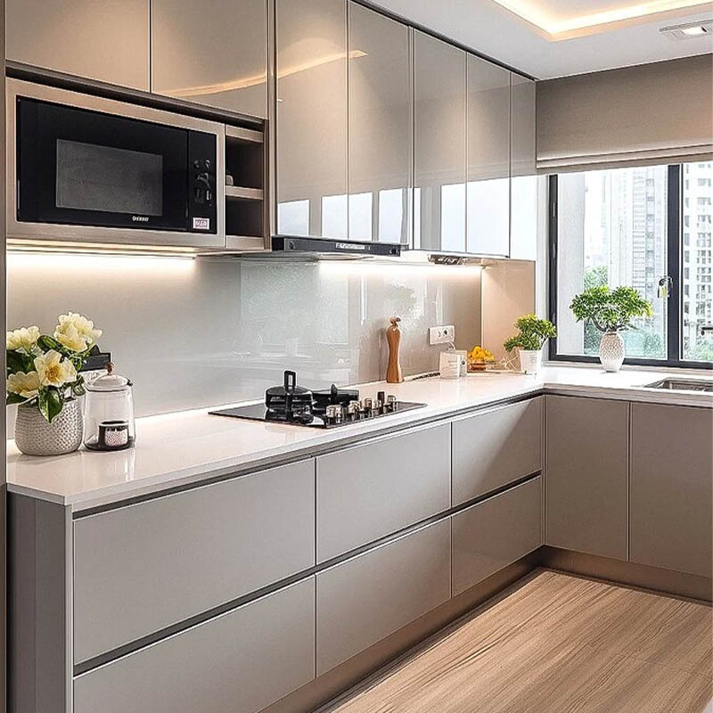 Multi-layer cabinet body, quartz stone countertop or stainless steel countertop, PET cabinet door Customization is available, with or without pictures. We're an authorized factory for major domestic and international panel brands, with our own team providing comprehensive support throughout the entire process, ensuring worry-free after-sales service.